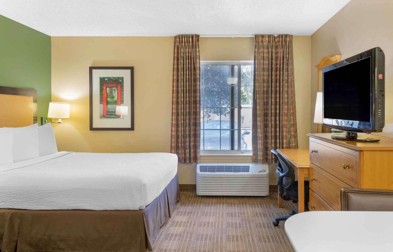 Queen Studio - Non-Smoking at Auburn Hills Extended Stay Inn