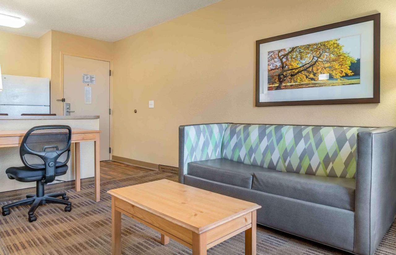 Deluxe Studio with 1 King Bed - Non-Smoking at Auburn Hills Extended Stay Inn