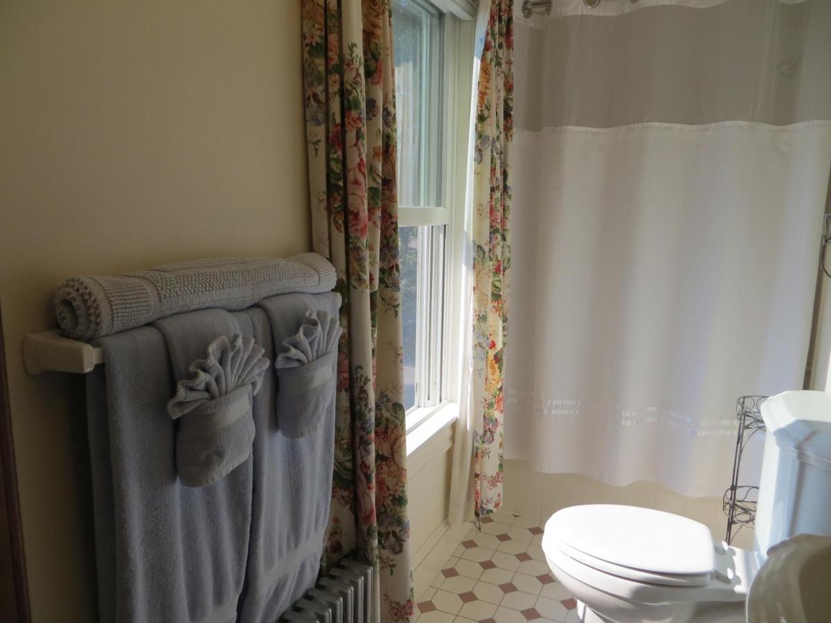 | Atlantic Ark Inn