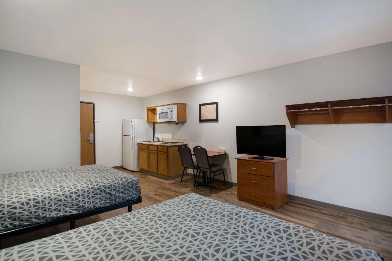 Double Room with Two Double Beds - Non-Smoking at WoodSpring Suites Augusta Riverwatch