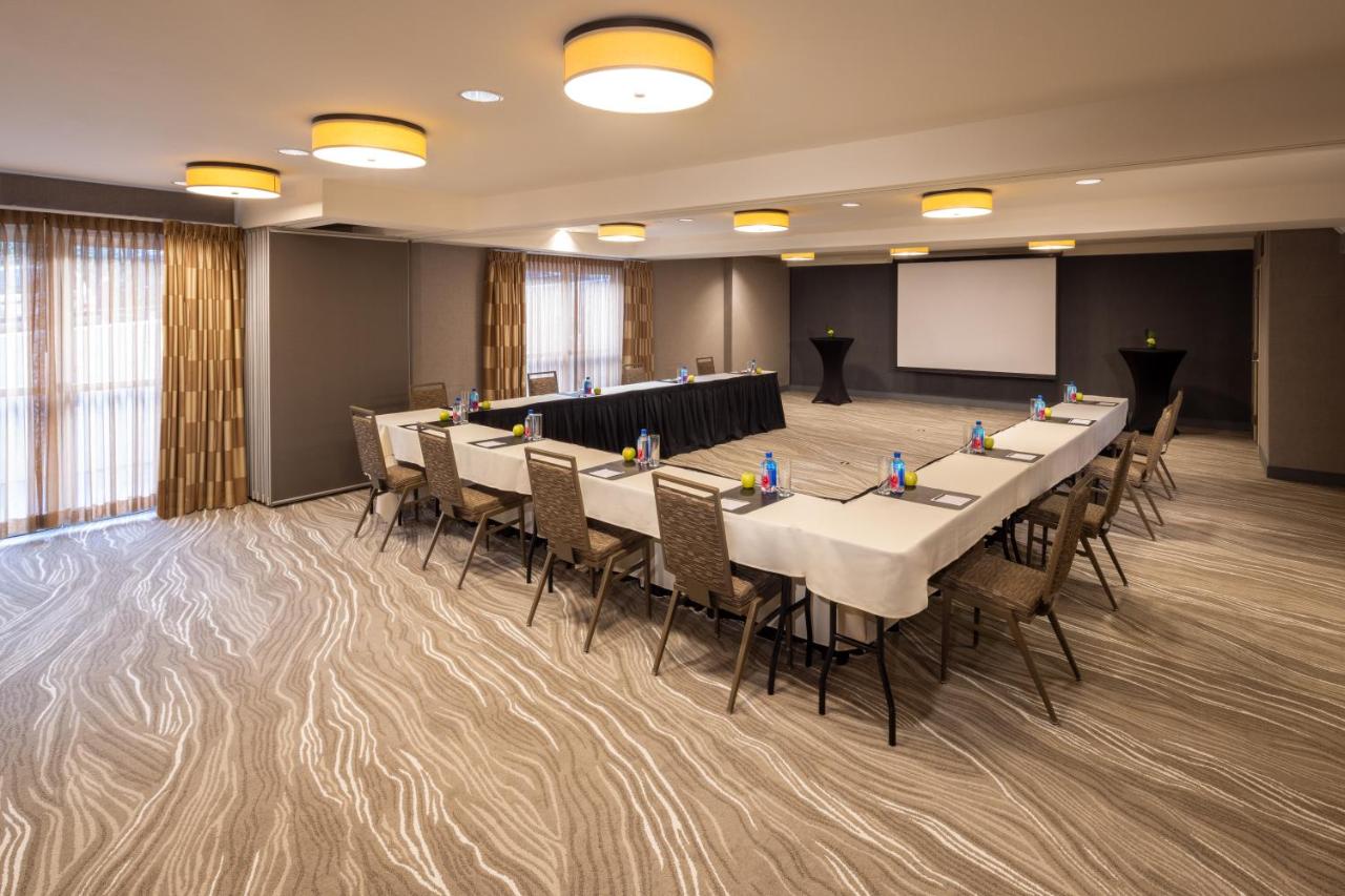 | Silver Cloud Hotel - Seattle University of Washington District