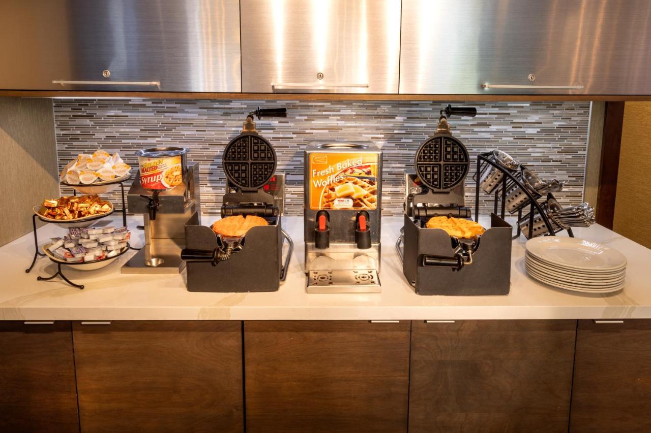 | Silver Cloud Hotel - Seattle University of Washington District