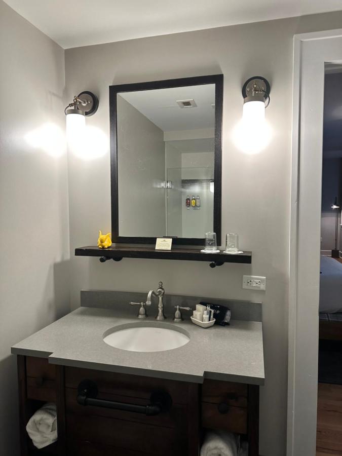 | Western Front Hotel