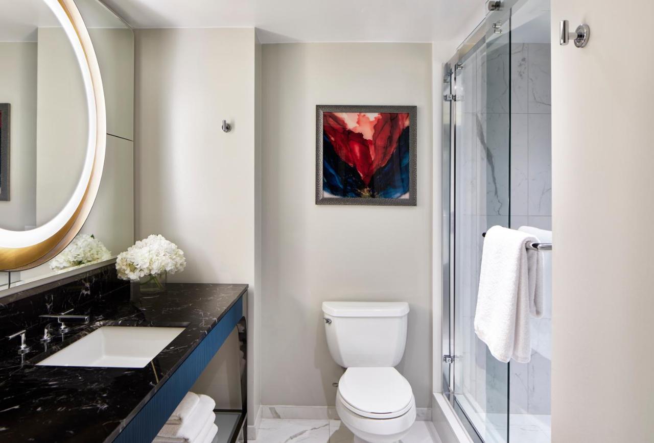 Guest room, 1 King Bed at Hotel Beauden, Autograph Collection
