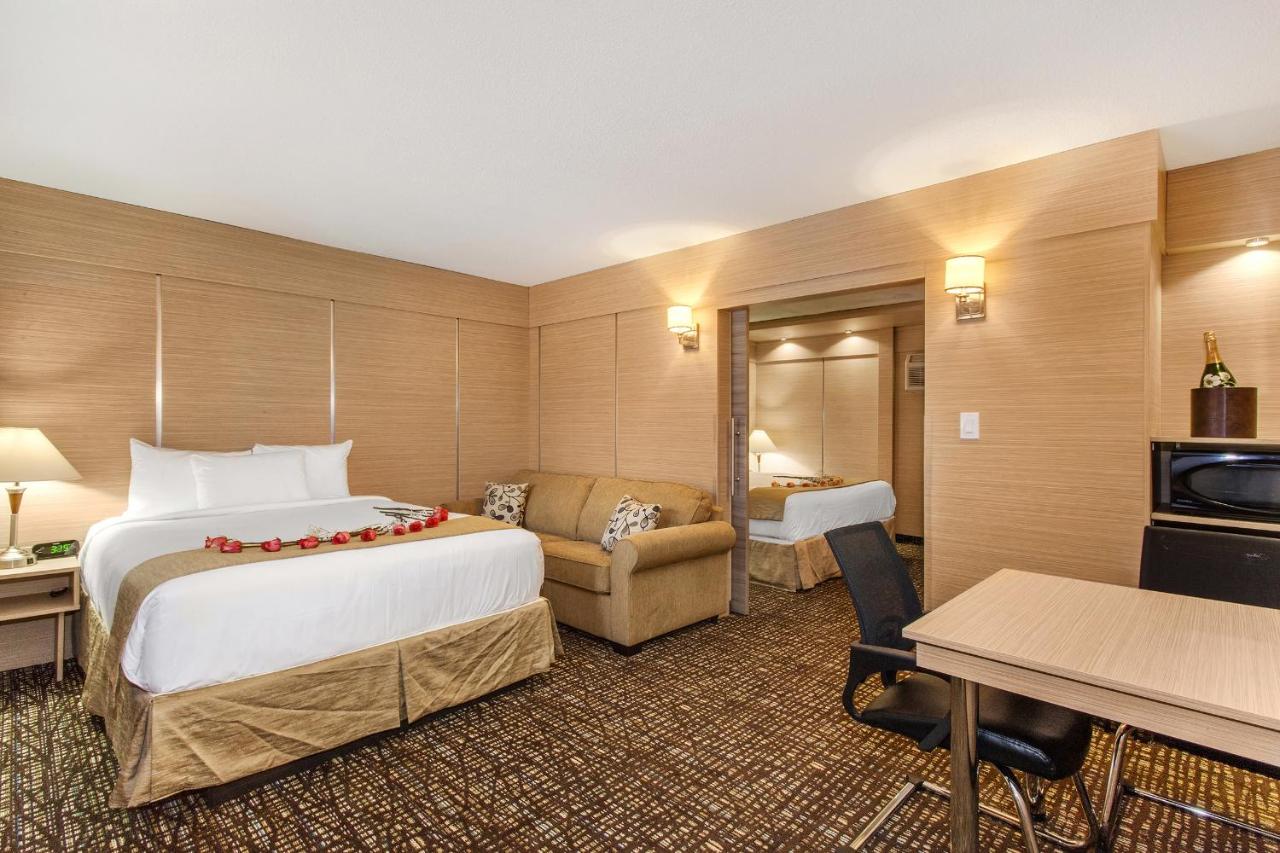 One-Bedroom Suite (4 Adults) at Ocean Beach Palace Hotel and Suites