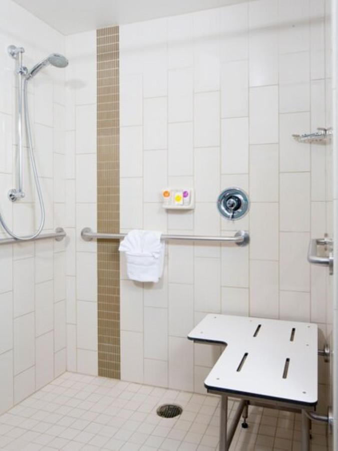 ADA K SHWR SFBD at Hyatt Place San Antonio-Northwest/Medical Center