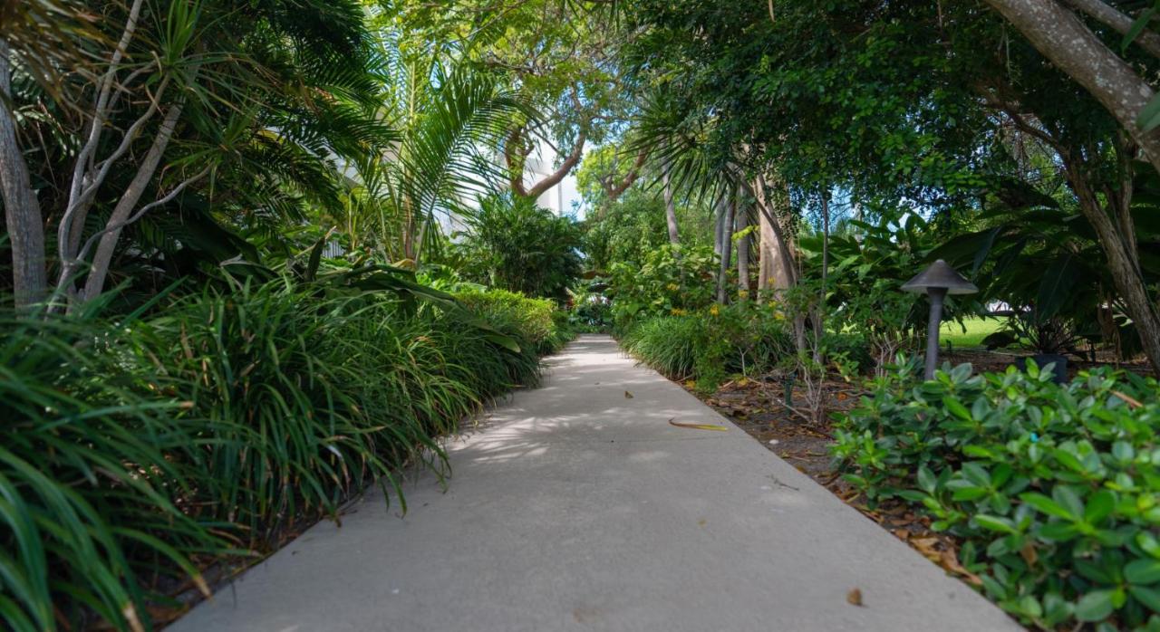 | Caloosa Cove Resort - With Full Kitchens