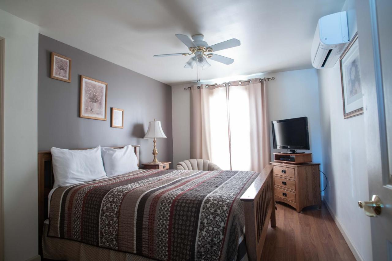 | Boardwalk Inn