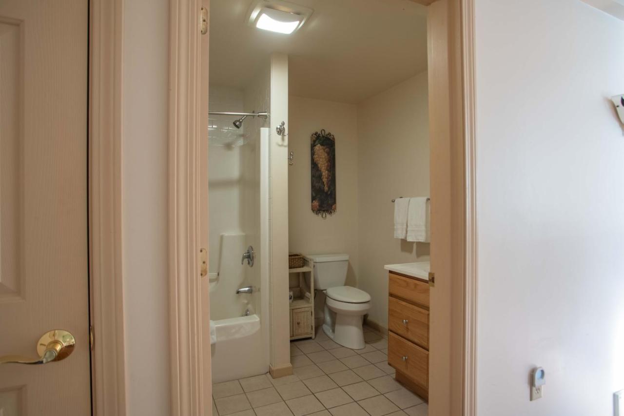 | Boardwalk Inn