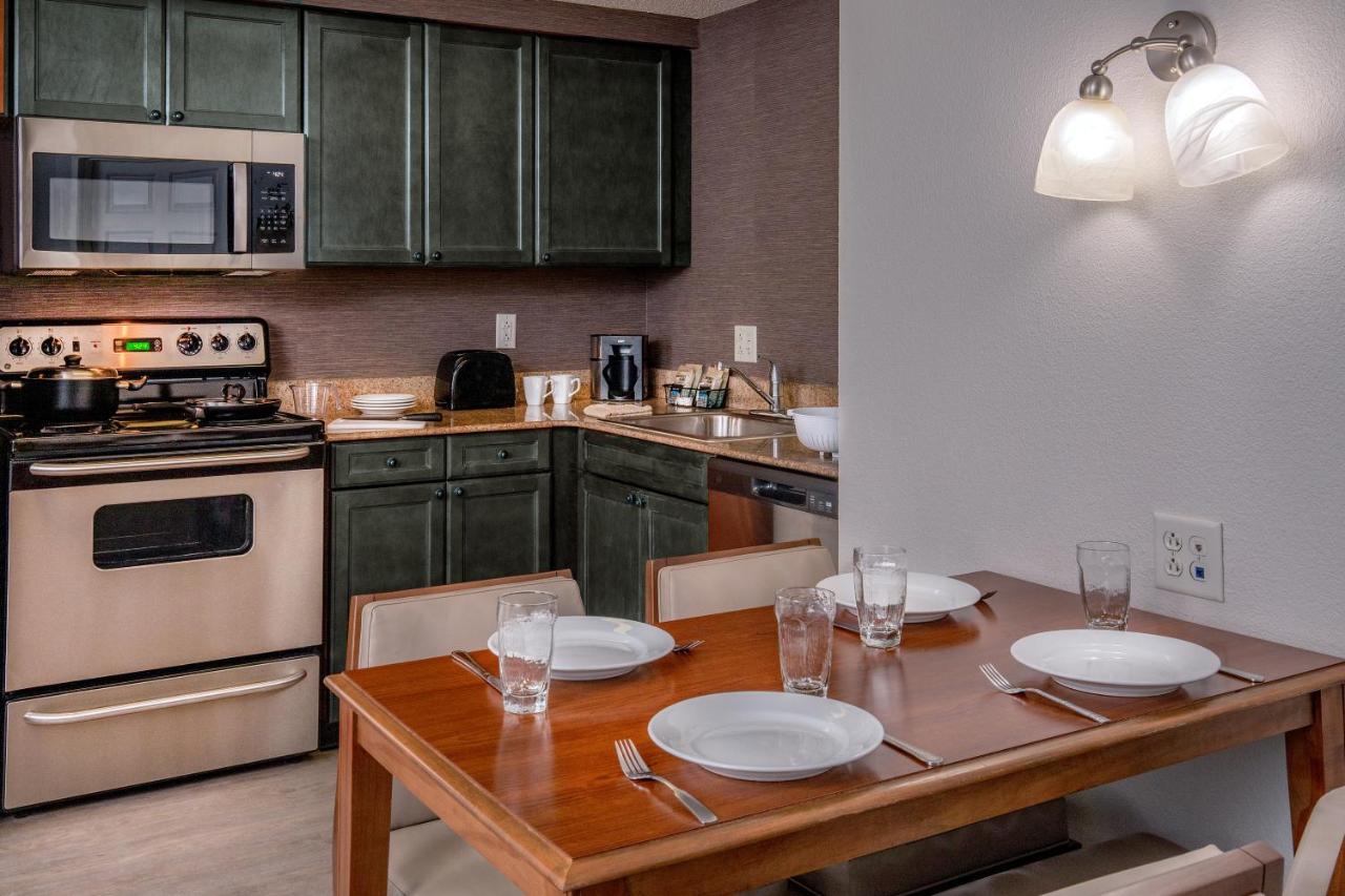 | Residence Inn by Marriott Chesapeake Greenbrier