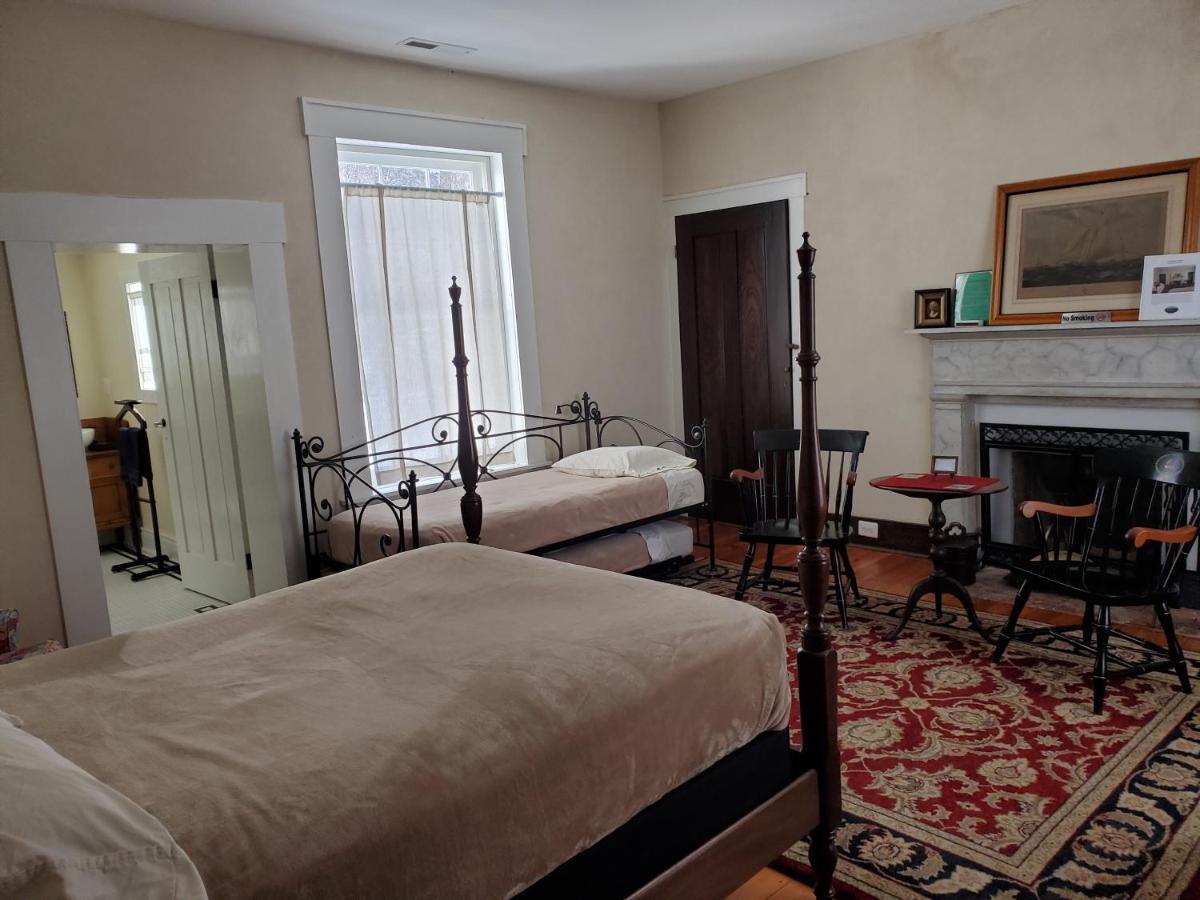 | Mountain Home Bed & Breakfast