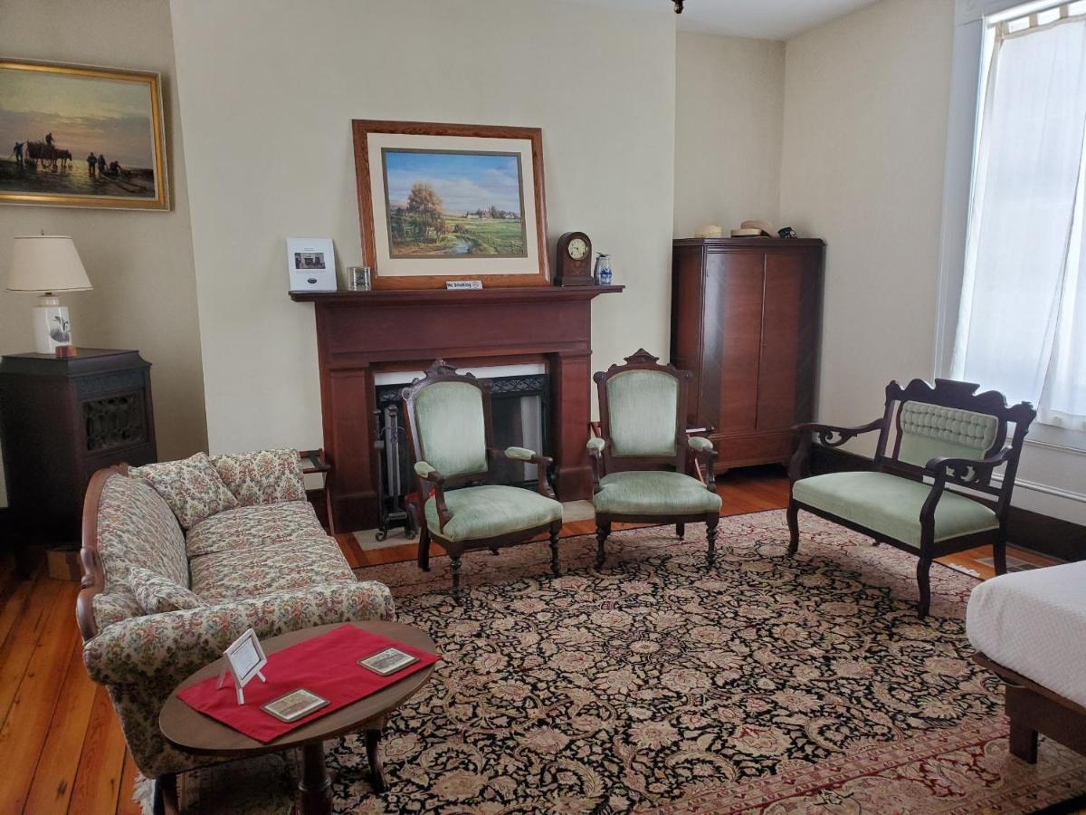 | Mountain Home Bed & Breakfast