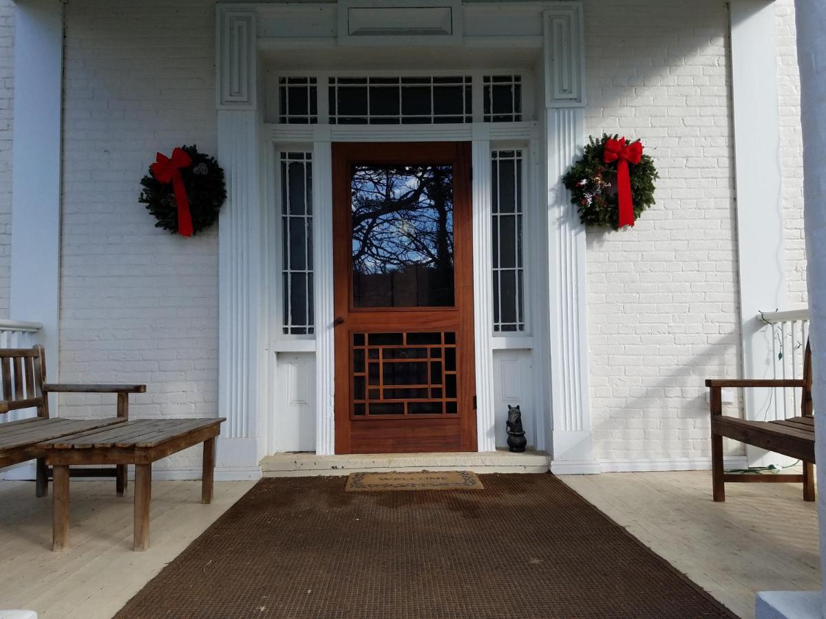| Mountain Home Bed & Breakfast