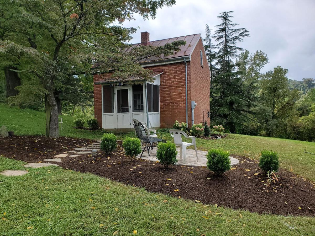 | Mountain Home Bed & Breakfast