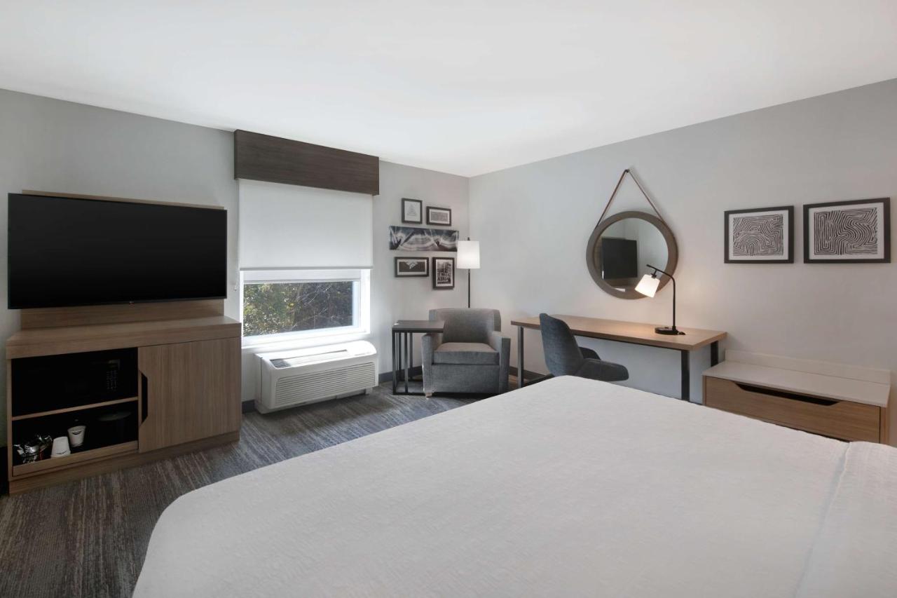 King Room - Non-Smoking at Hampton Inn Anderson/ Alliance Business Park