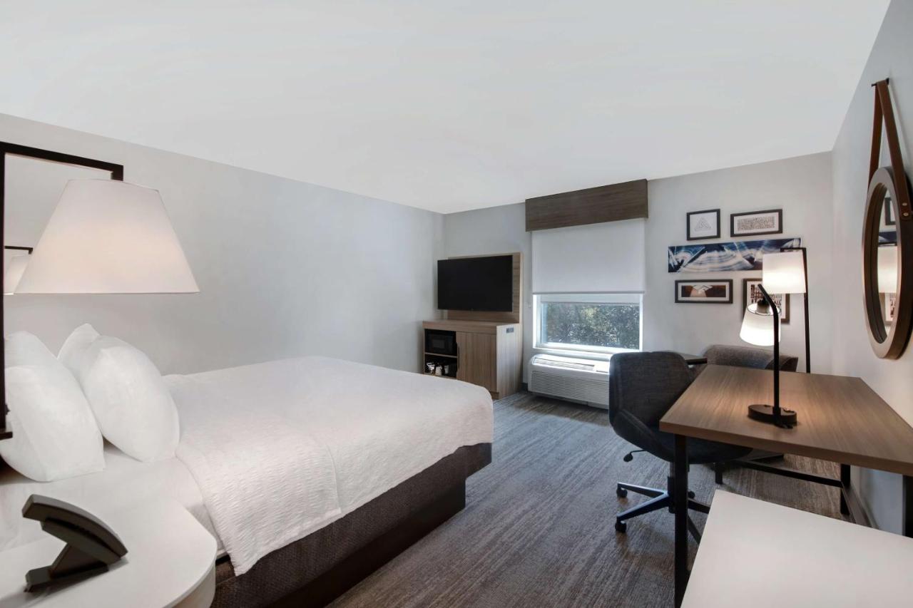King Room - Non-Smoking at Hampton Inn Anderson/ Alliance Business Park