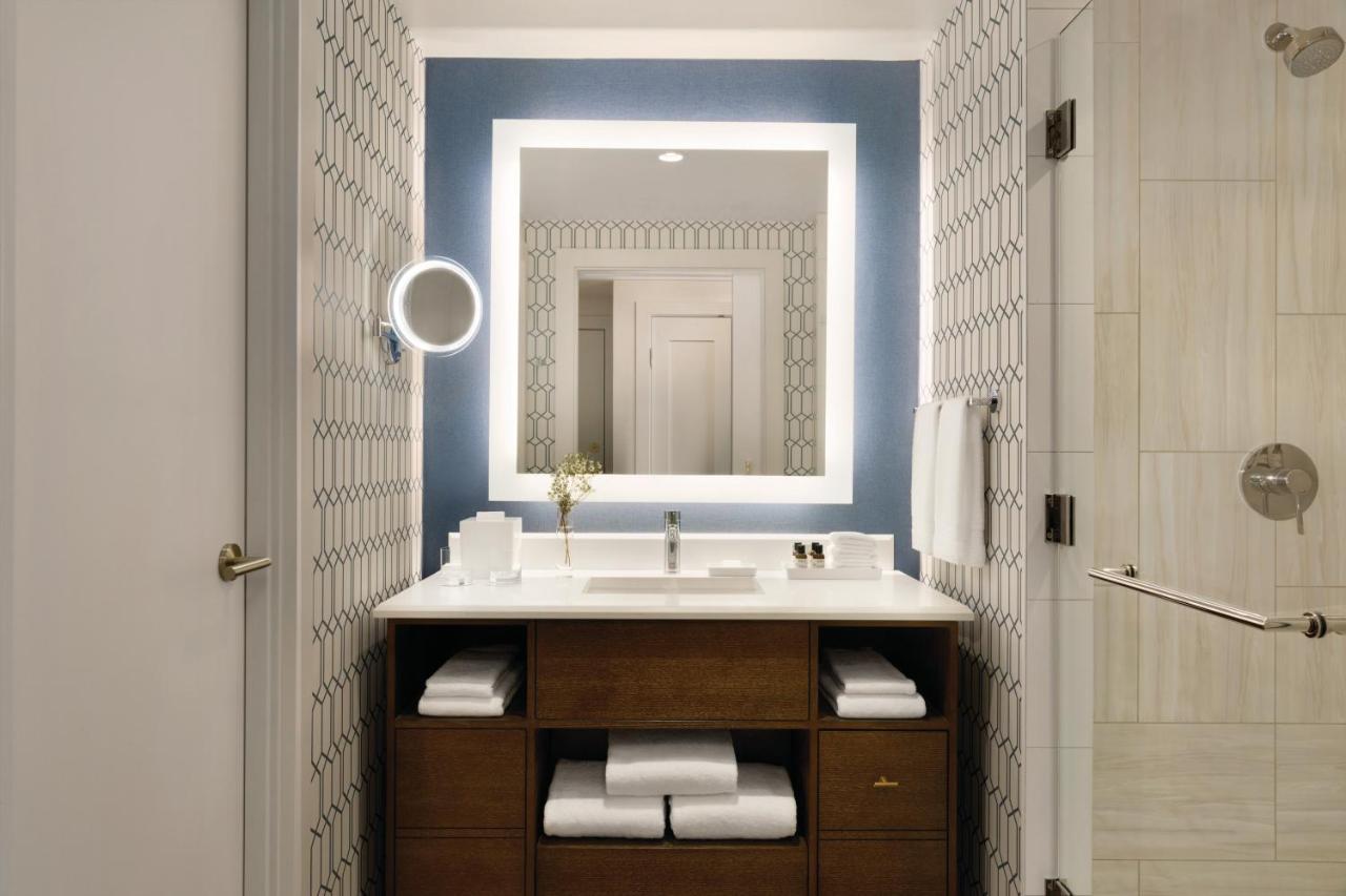 Signature One-Bedroom Suite at Fairmont Austin