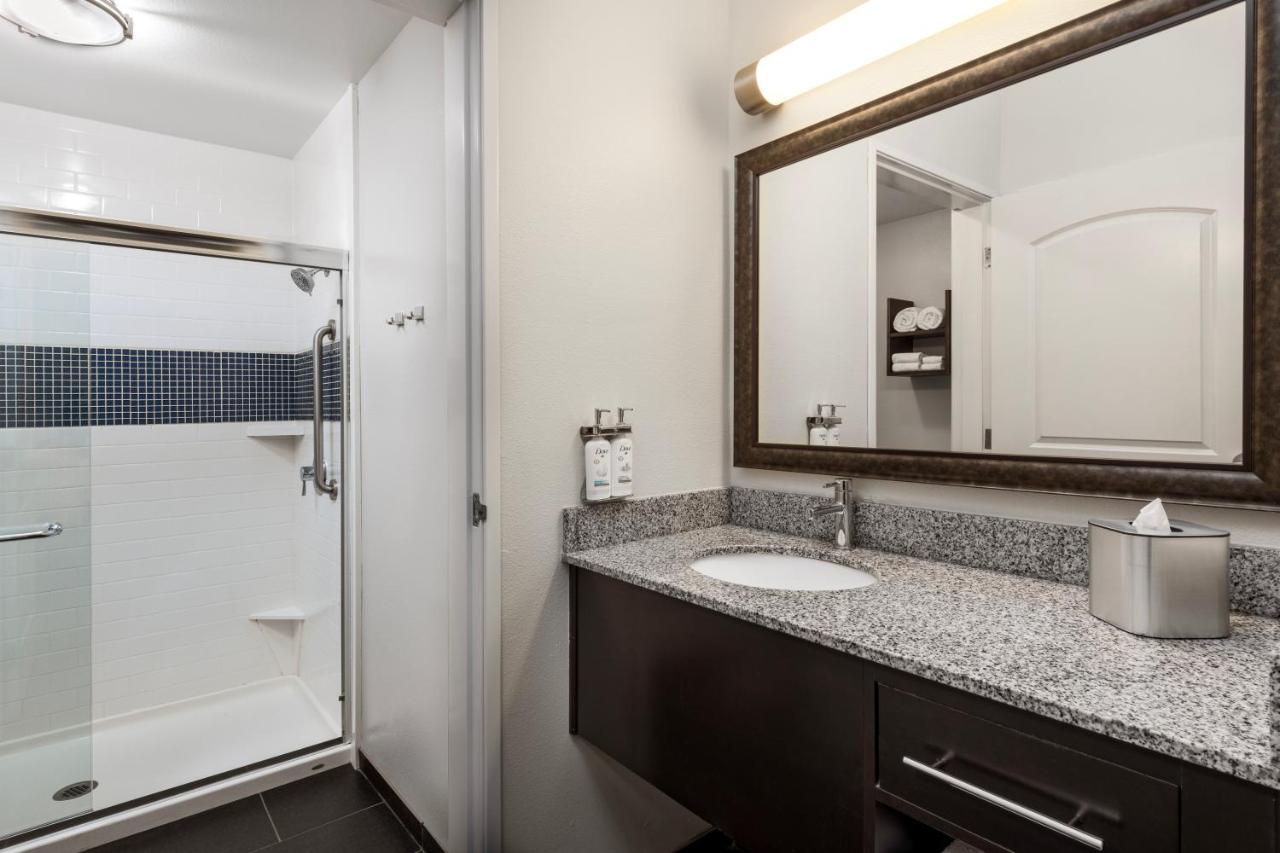 | Staybridge Suites Carlsbad, an IHG Hotel