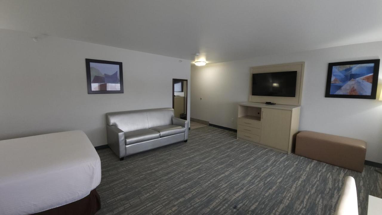 King Suite at West Valley Inn