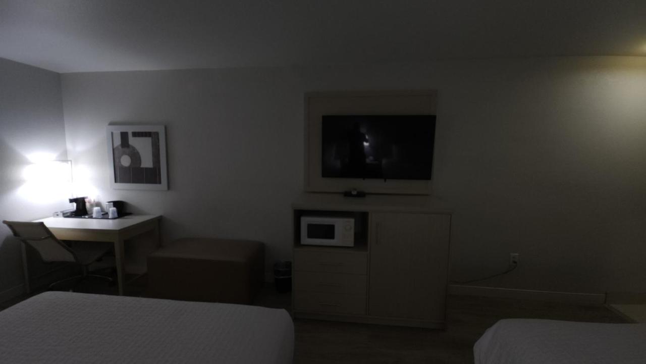 Queen Room with Two Queen Beds - Pet Friendly at West Valley Inn