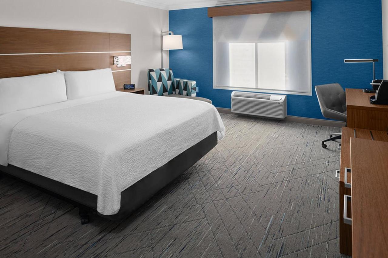 | Holiday Inn Express Hotel & Suites Twentynine Palms, an IHG Hotel