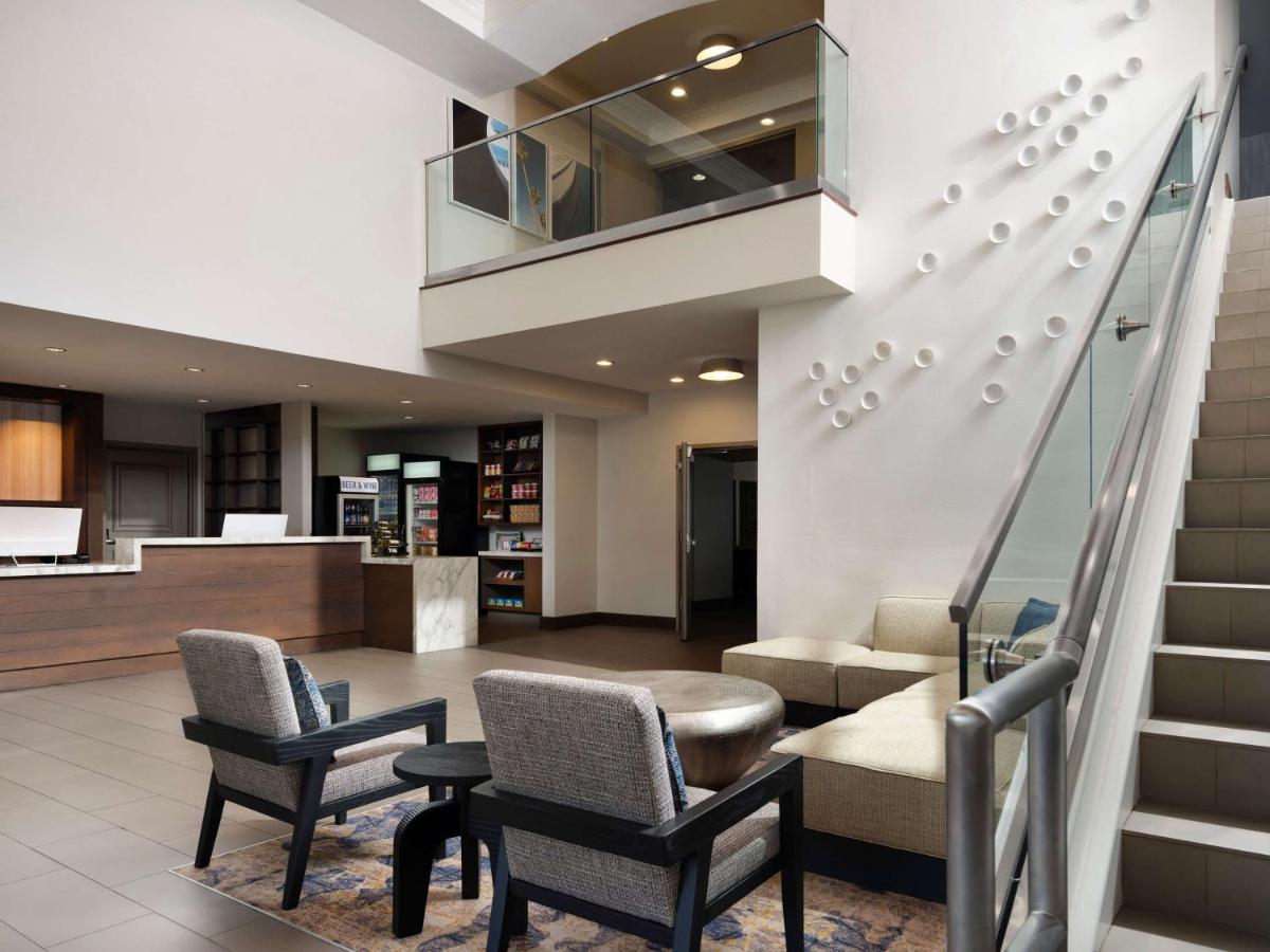 | Hyatt House San Diego Sorrento Mesa