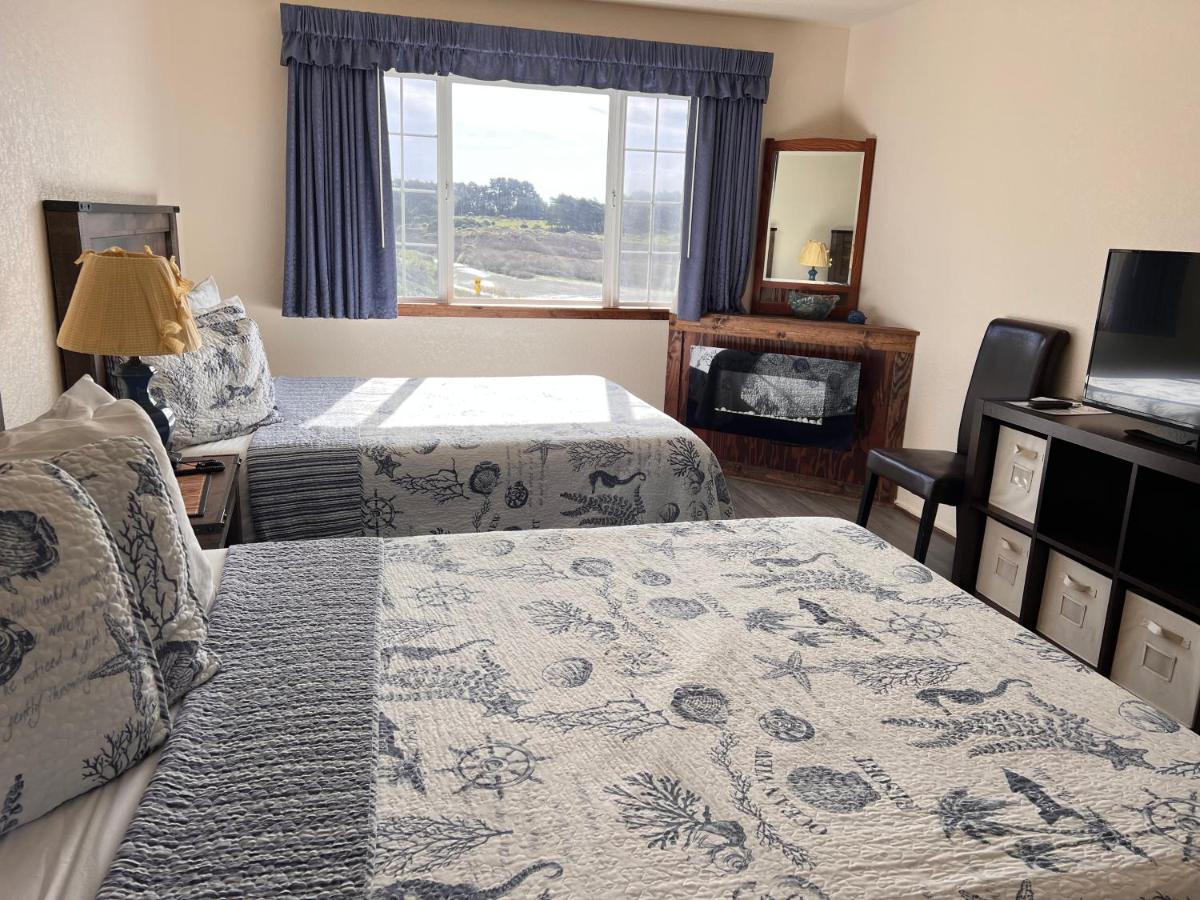 | Gualala Country Inn