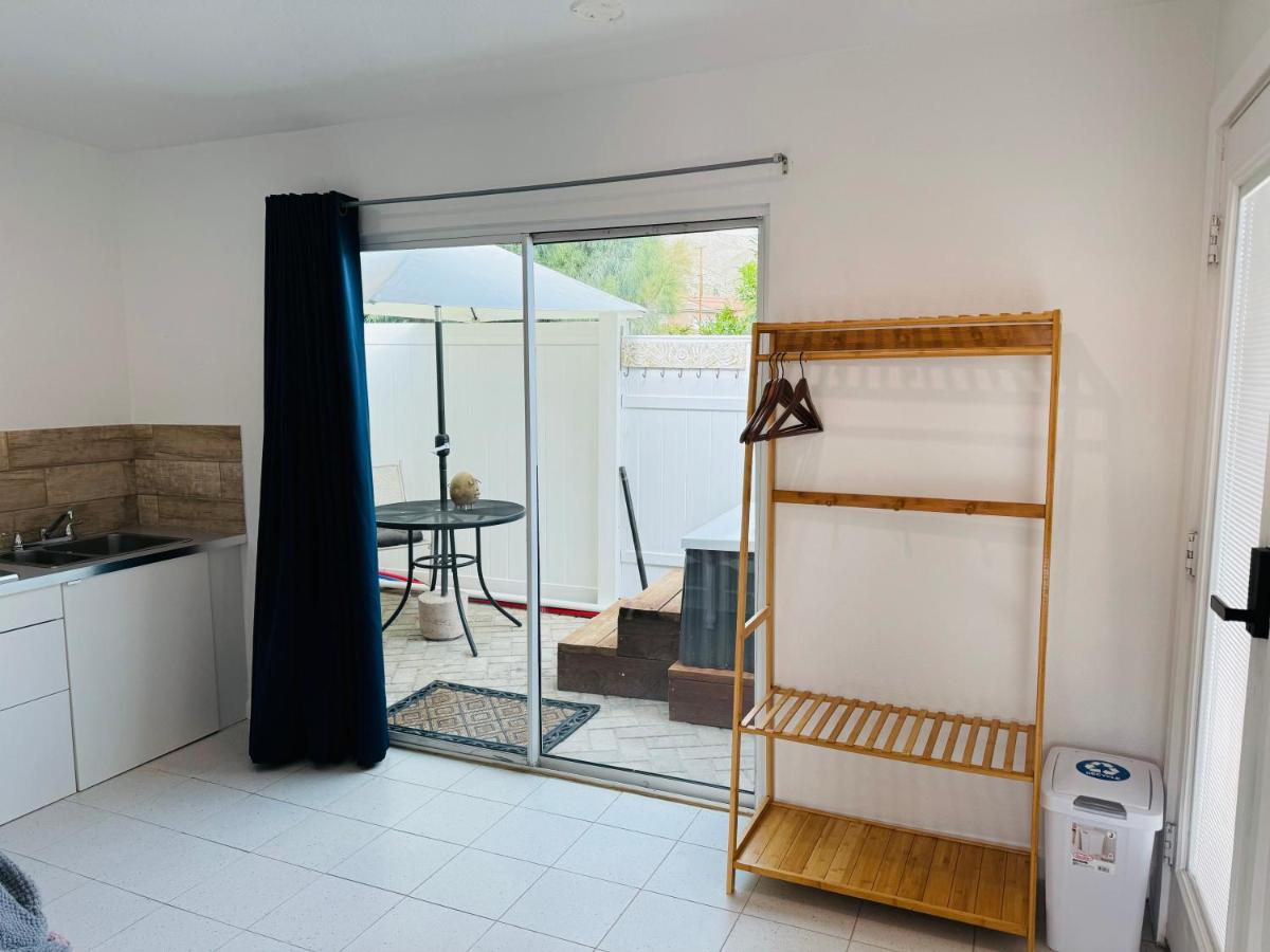 Deluxe King Studio at Mi Kasa Hot Springs 420, Adults only, Clothing Optional