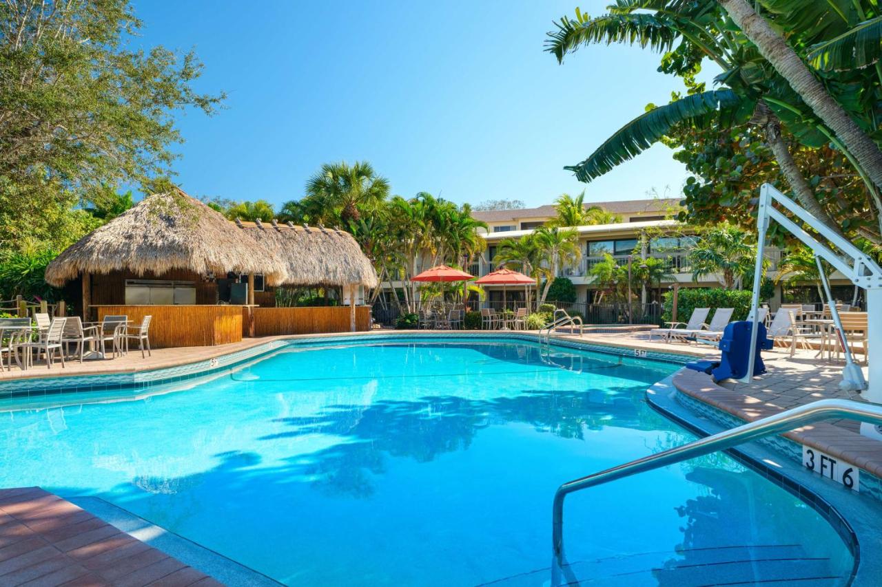  | Best Western Naples Inn & Suites