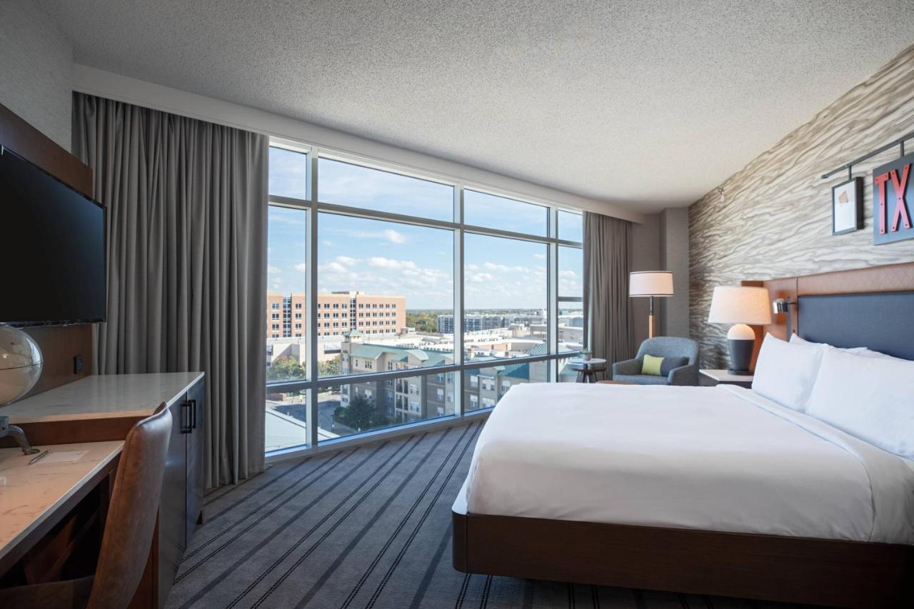 | Renaissance Dallas Richardson Hotel