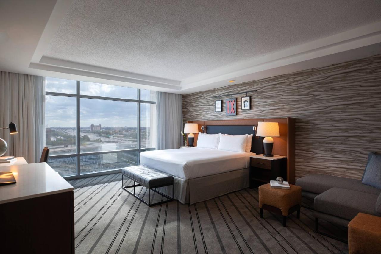 | Renaissance Dallas Richardson Hotel