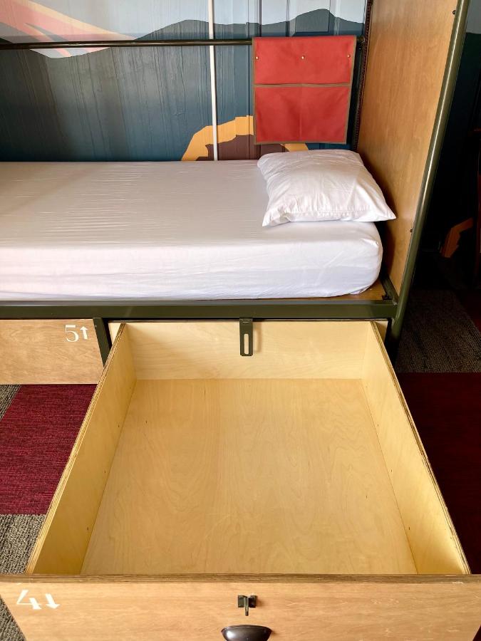 | ColoRADo Adventure Hostel