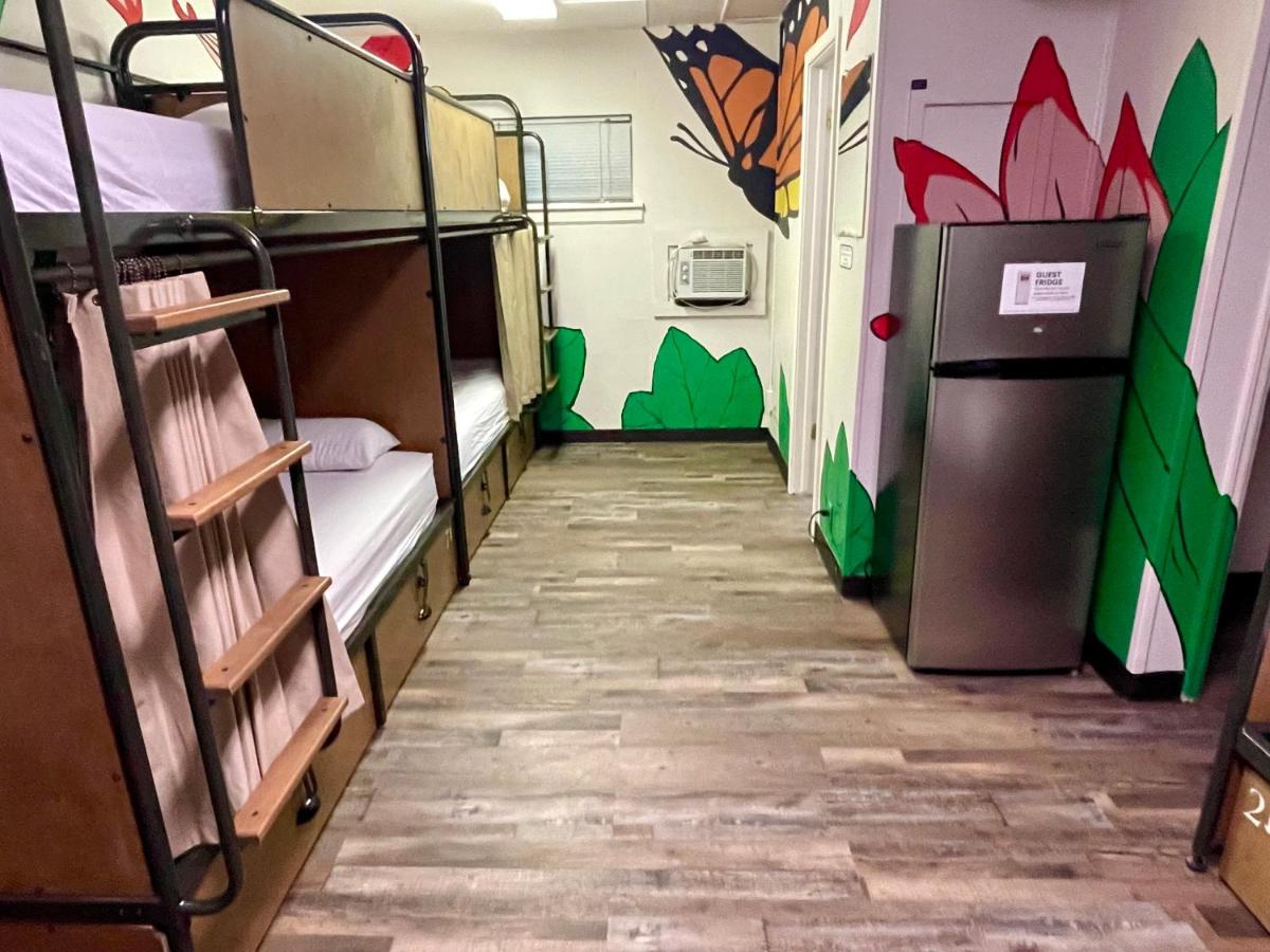 | ColoRADo Adventure Hostel