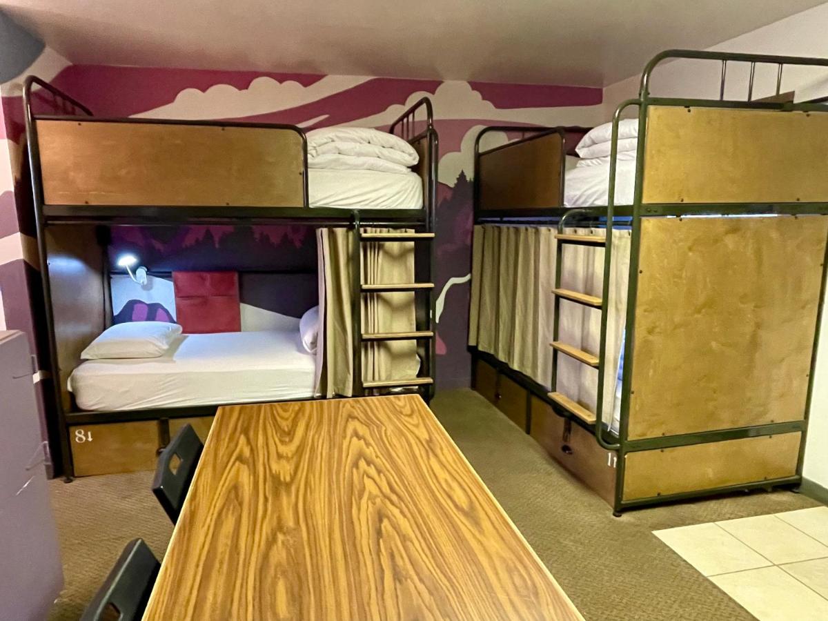 | ColoRADo Adventure Hostel