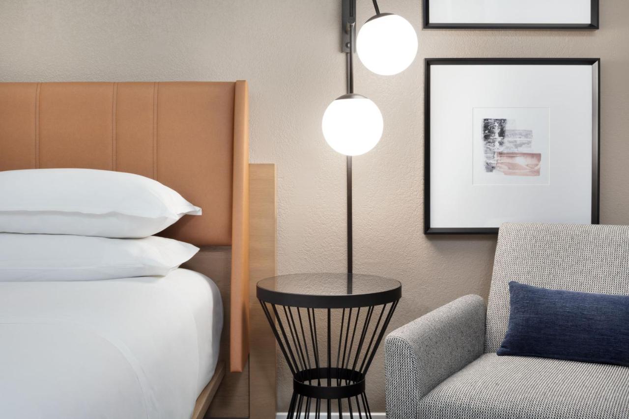 Junior, 1 Bedroom Junior Suite, 1 King at Sheraton Stonebriar Hotel