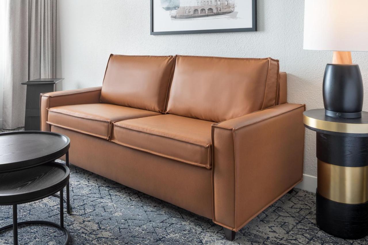 Executive, 1 Bedroom Executive Suite, 1 King at Sheraton Stonebriar Hotel