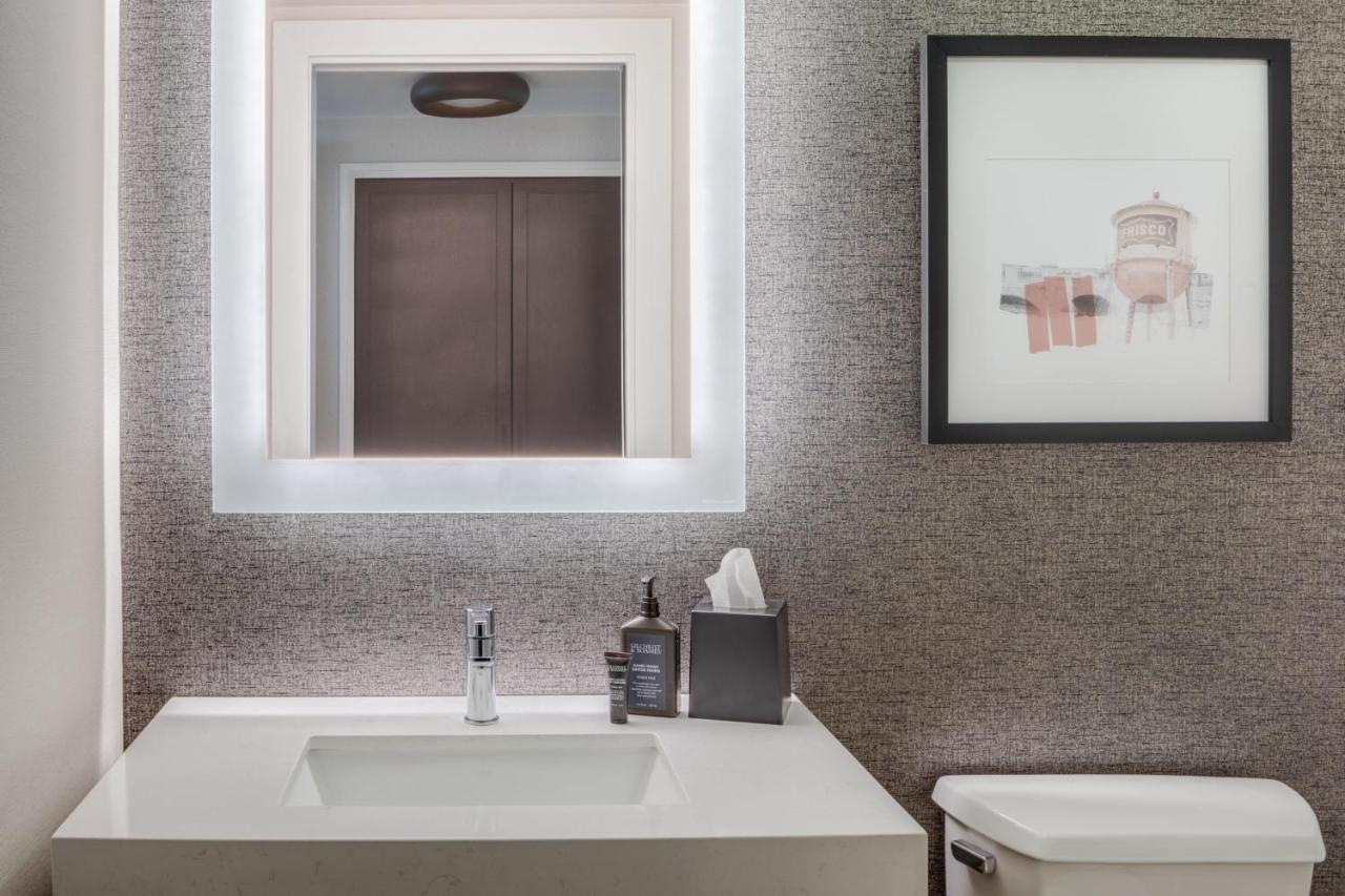 Executive, 1 Bedroom Executive Suite, 1 King at Sheraton Stonebriar Hotel