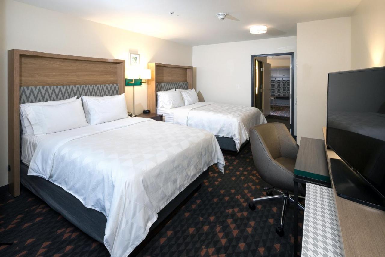 | Holiday Inn Kalamazoo West, an IHG Hotel