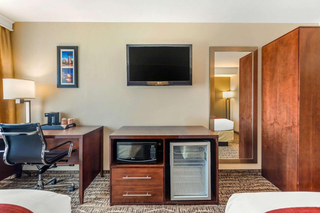 Queen Room with Two Queen Beds - Non-Smoking at Comfort Inn Monterey Park - Los Angeles