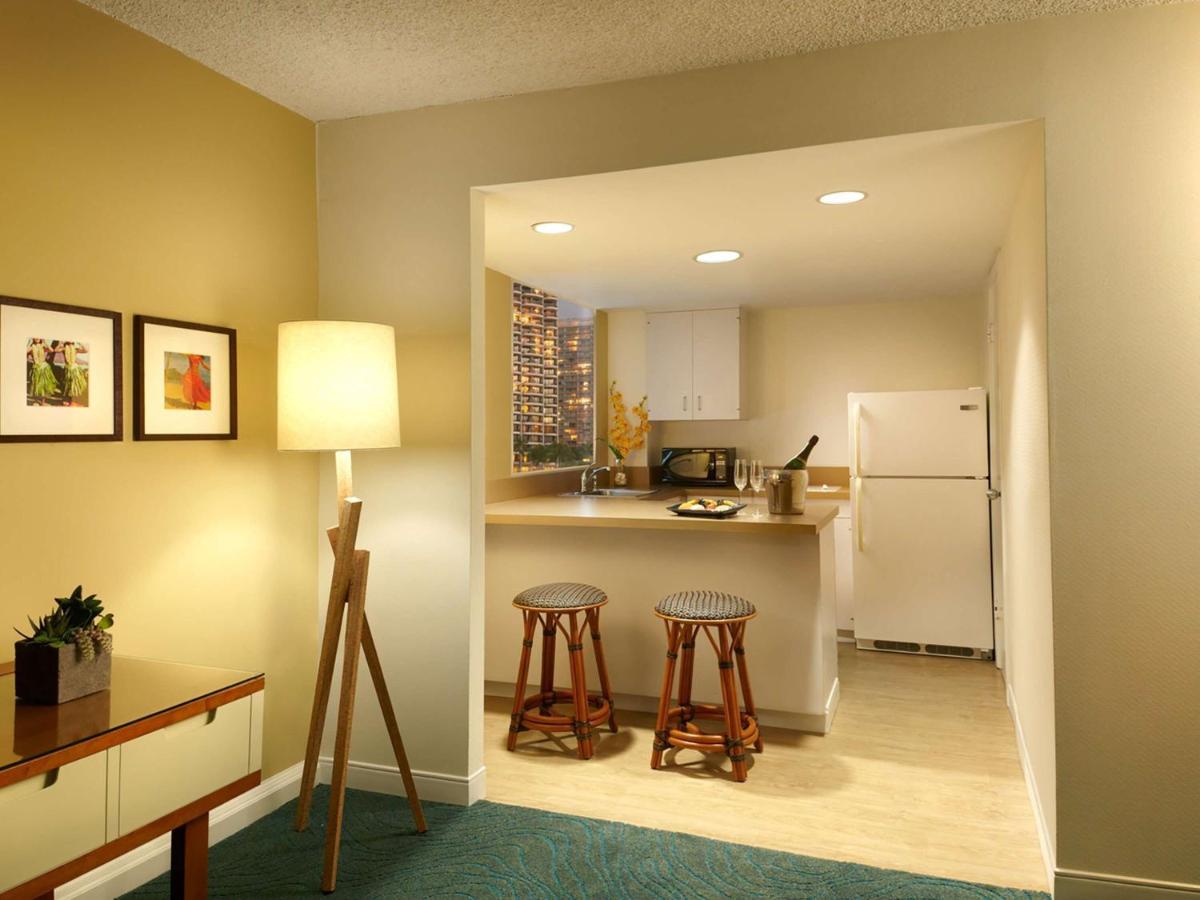 Junior Suite with Kitchenette at Oasis Hotel Waikiki
