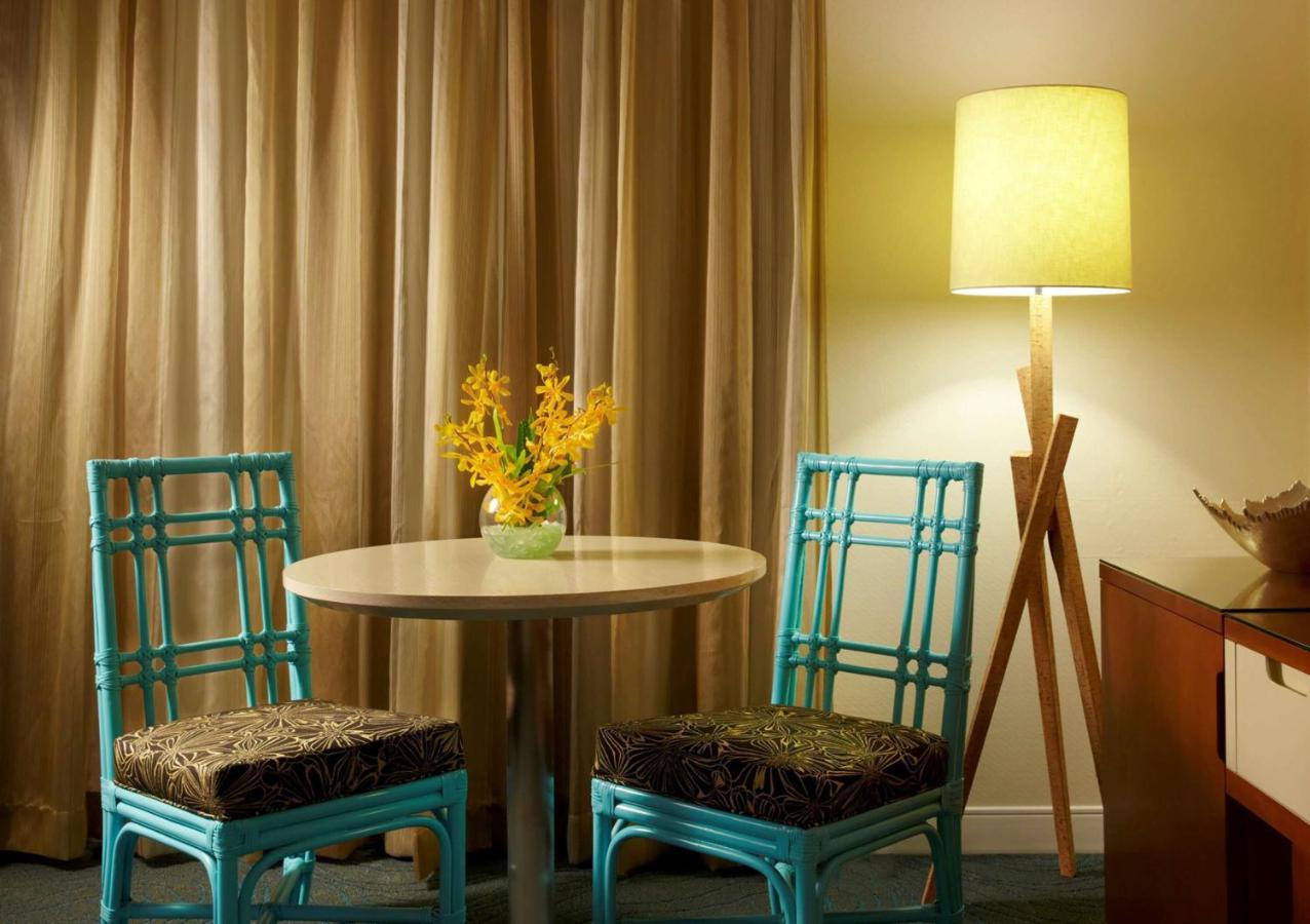 Junior Suite with Kitchenette at Oasis Hotel Waikiki