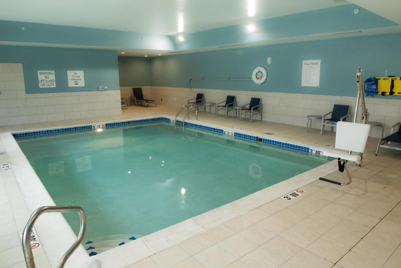 | Holiday Inn Express & Suites Mishawaka - South Bend, an IHG Hotel