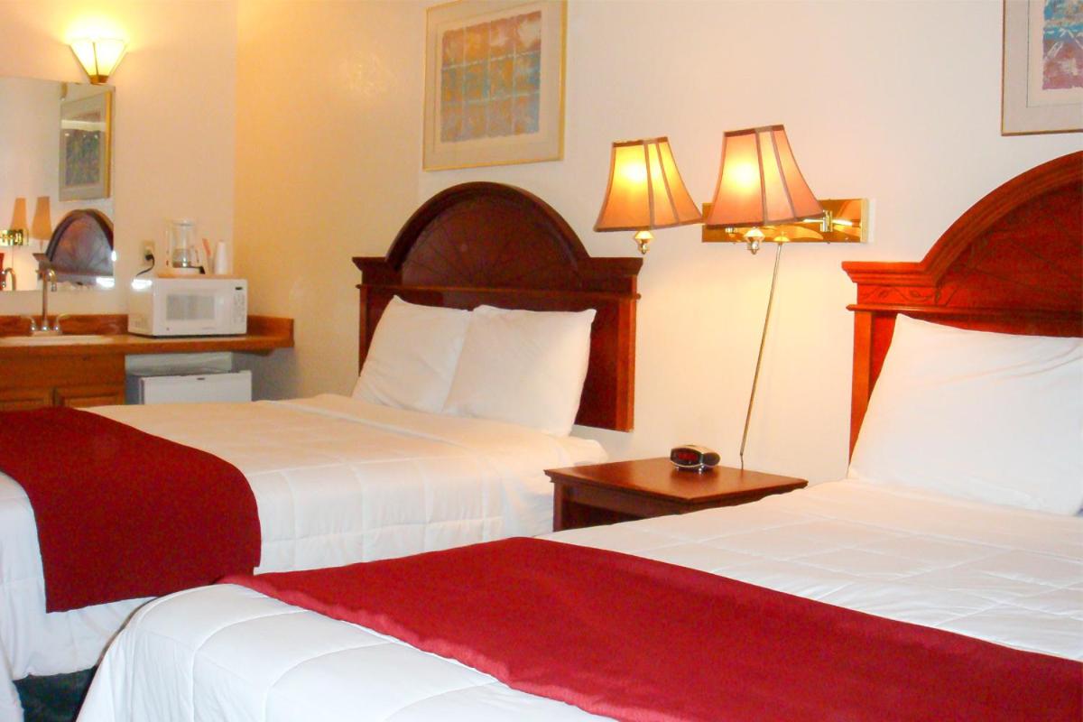  | Village Inn & Suites Marysville