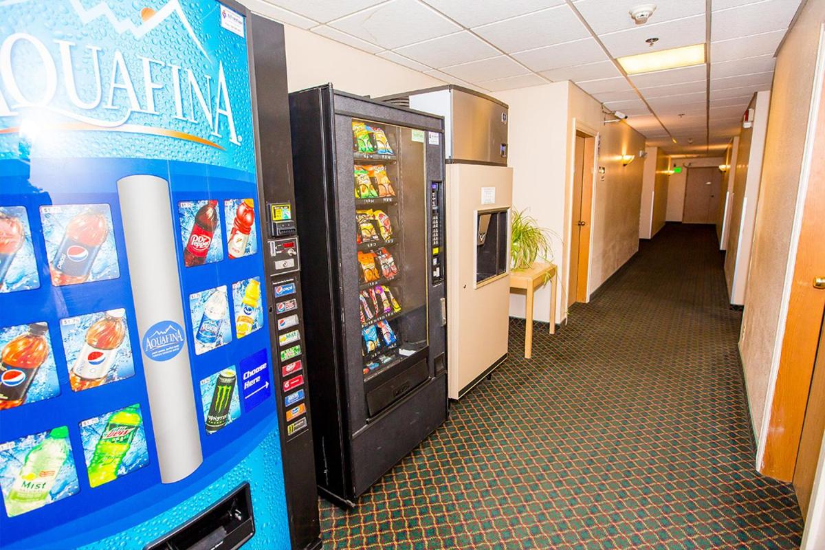  | Village Inn & Suites Marysville