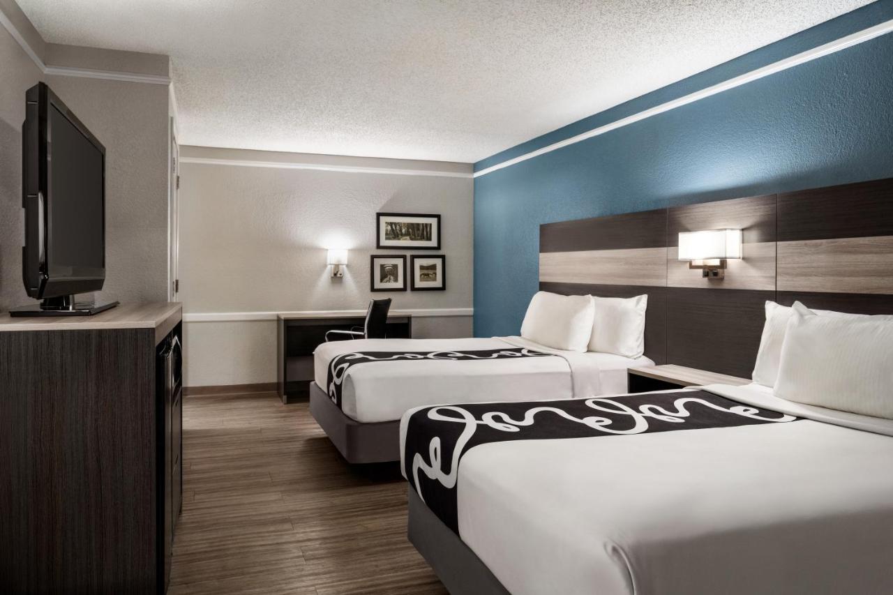Double Room with Two Double Beds at La Quinta Inn by Wyndham Victoria