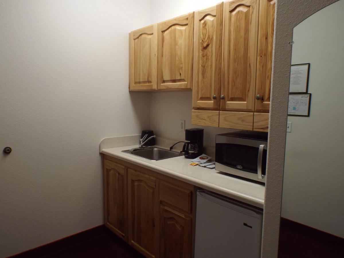 | Greenwood Village Inn & Suites