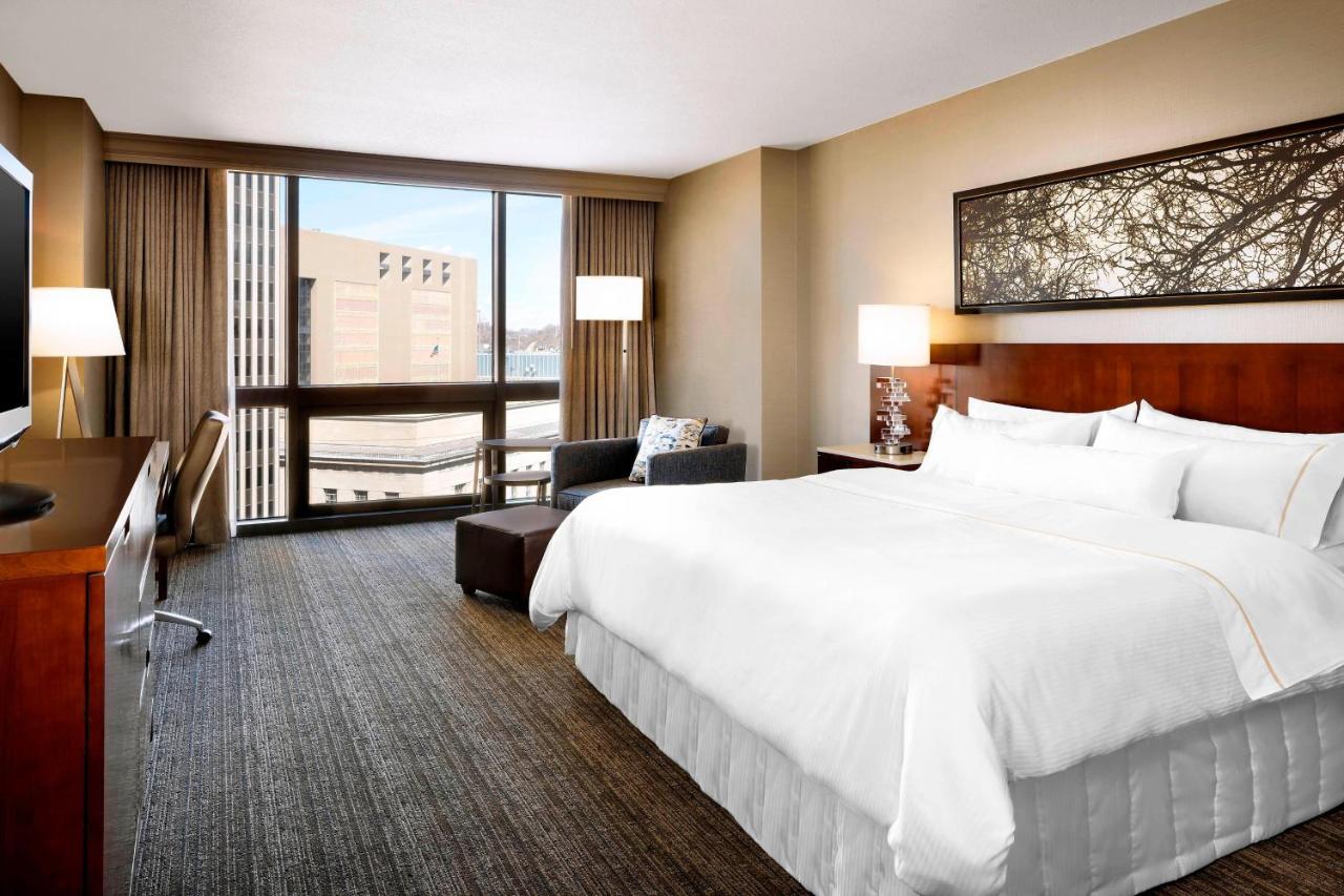  | The Westin Cincinnati