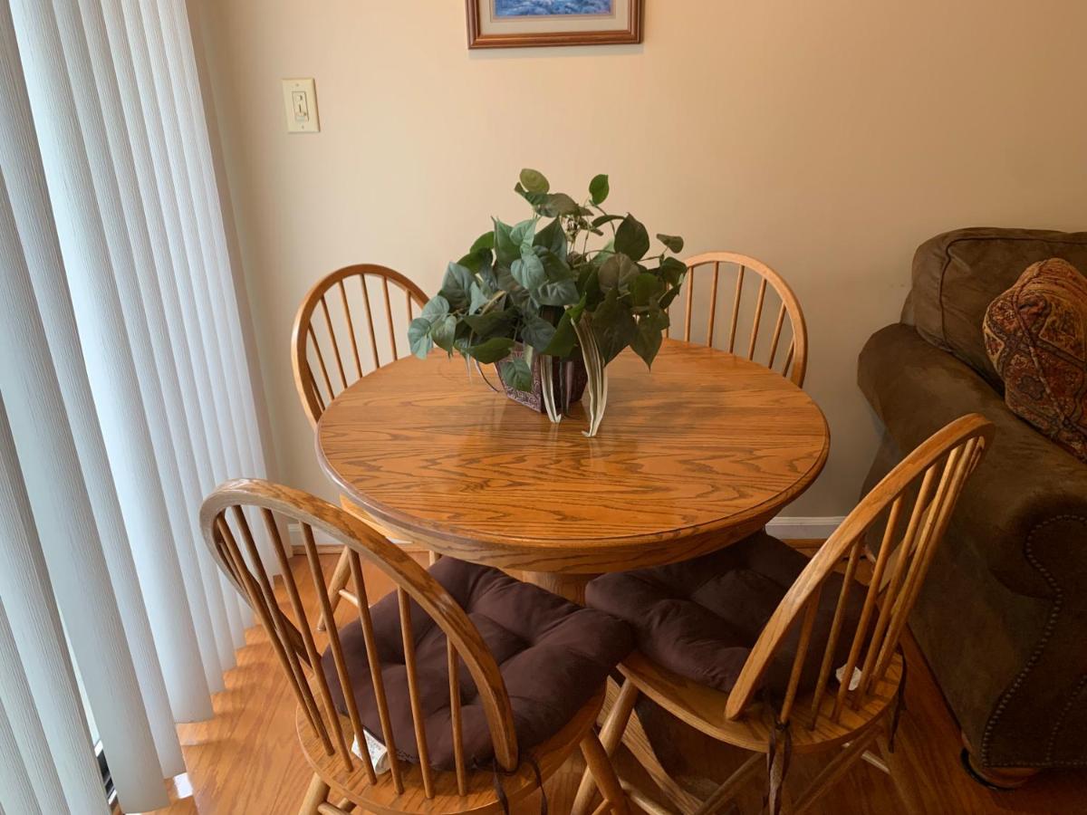 Laurel Inn 401 at Laurel Inn Condominium