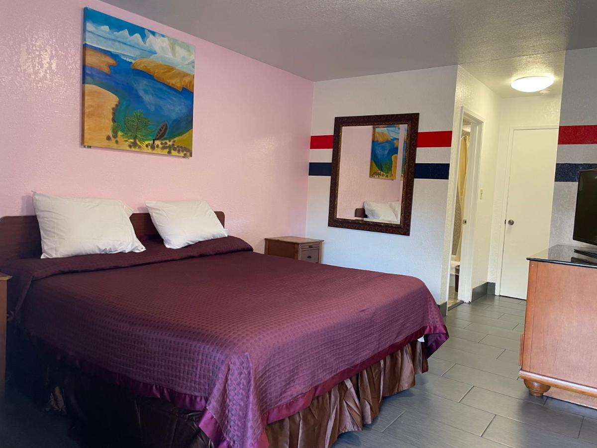 | Laurel Inn