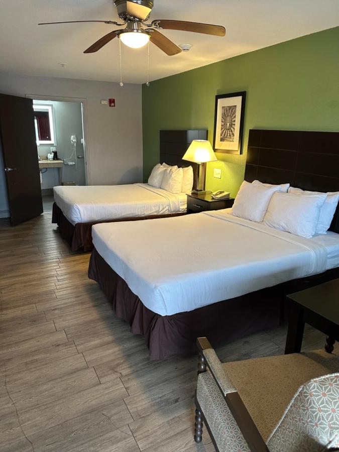  | Best Western La Hacienda Inn